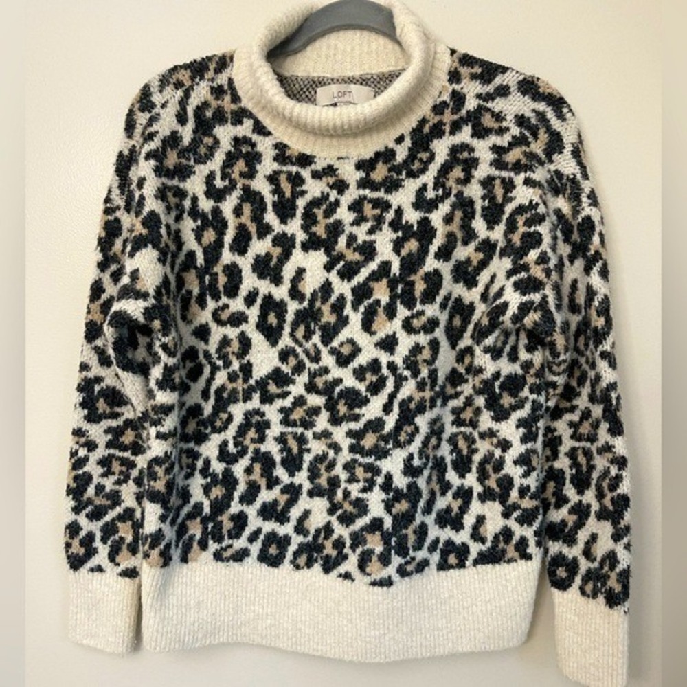 LOFT Leopard Print Mock Neck Sweater Womens Size S Cream Black Animal Print Soft